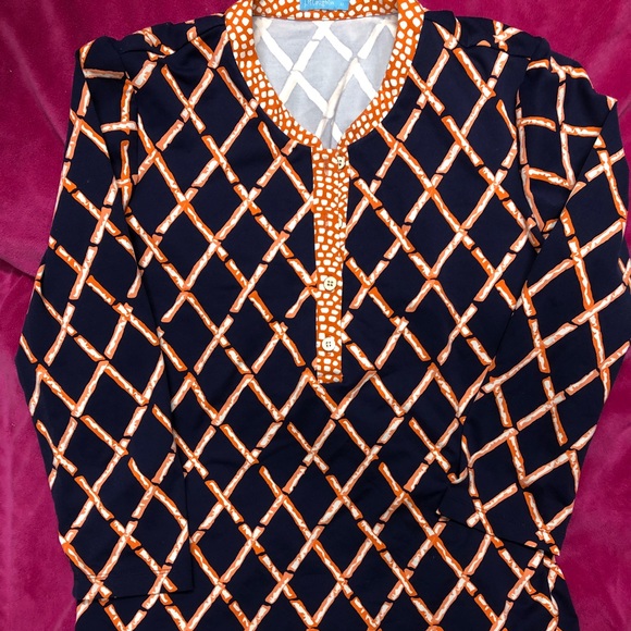 Top - Picture 1 of 2